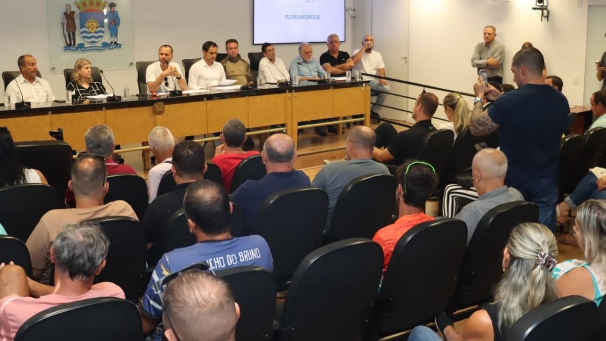 Audiência pública debate melhorias nos ranchos de pesca em Florianópolis