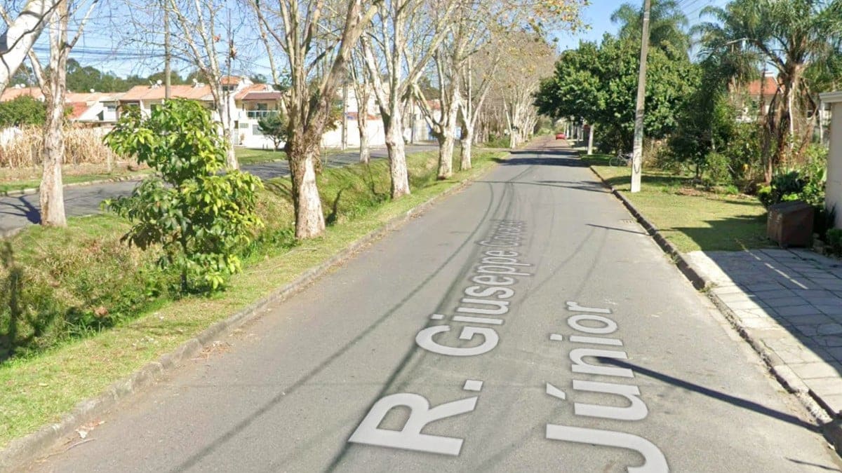 Homem é esfaqueado na cabeça e nas costas na Cidade Industrial de Curitiba