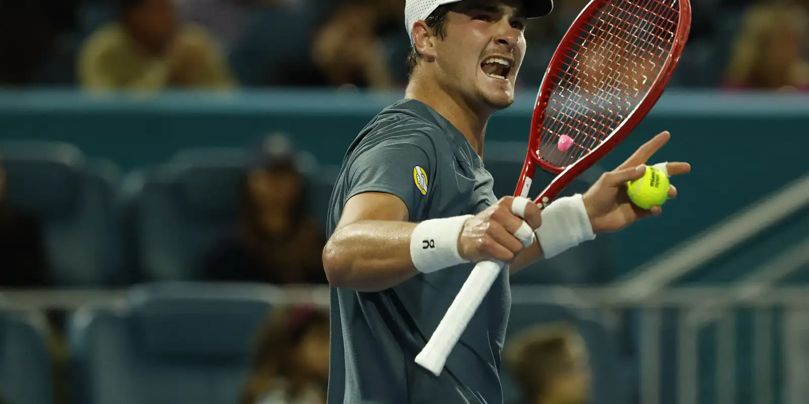 João Fonseca avança às quartas no Masters 1000 de Monte Carlo