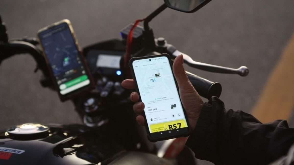 Jovem é detido em Ribeirão das Neves por transporte irregular de passageiros por aplicativo