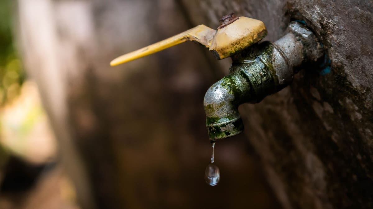 Copasa realiza obra e interrompe abastecimento em 16 municípios da Região Metropolitana de BH