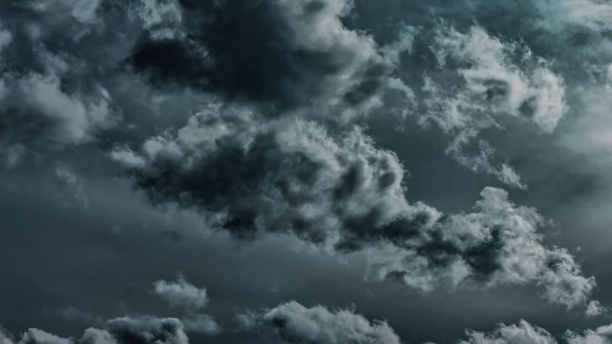 Defesa Civil alerta para pancadas de chuva e rajadas de vento em Minas Gerais até sábado