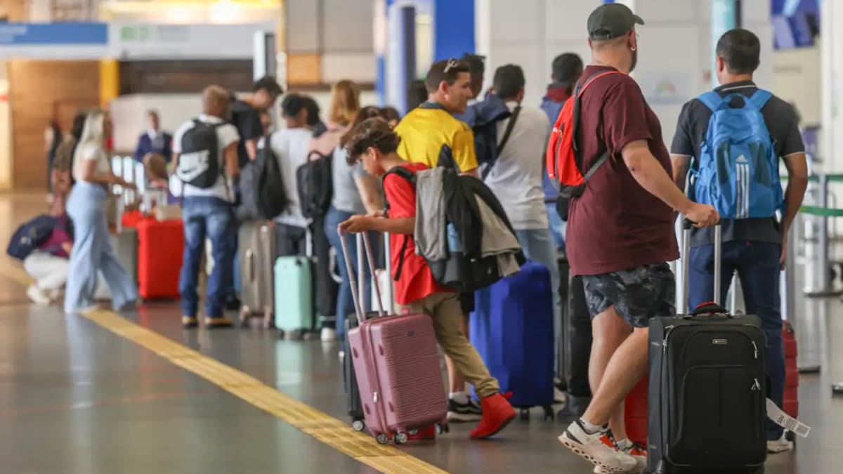 Presidente da Anac afirma que ação do governo freou alta das passagens aéreas