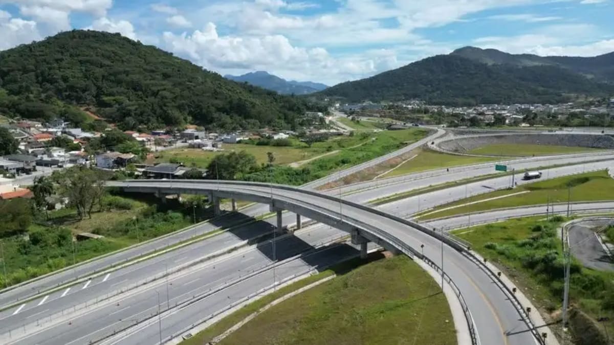 Viaduto do Contorno Viário de Florianópolis terá bloqueio para manutenção