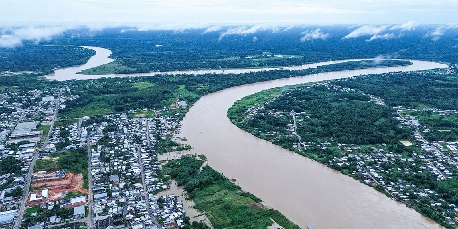 Chuva intensa causa inundações e afeta 40 mil no Acre