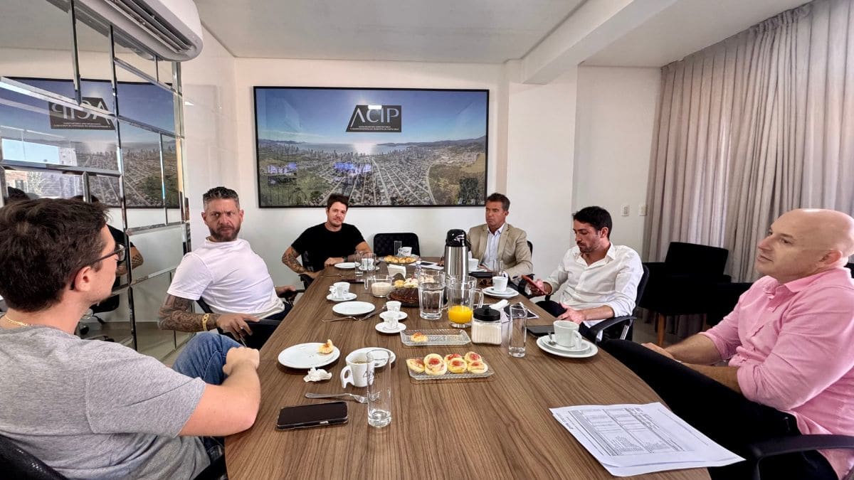 Associação das Construtoras de Porto Belo repudia aumento de até 30% nos insumos da construção