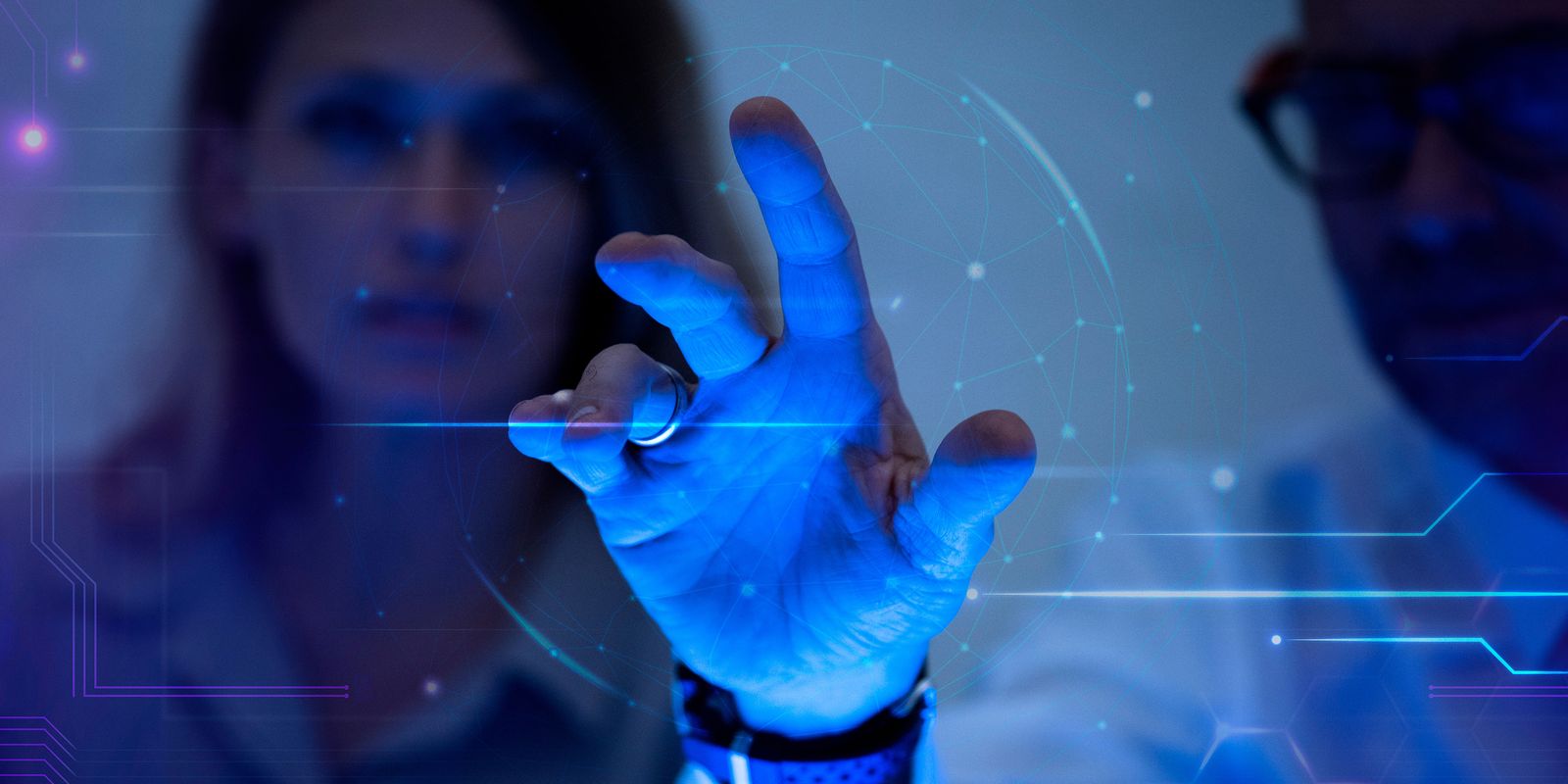 Desinformação com inteligência artificial cresce e preocupa especialistas