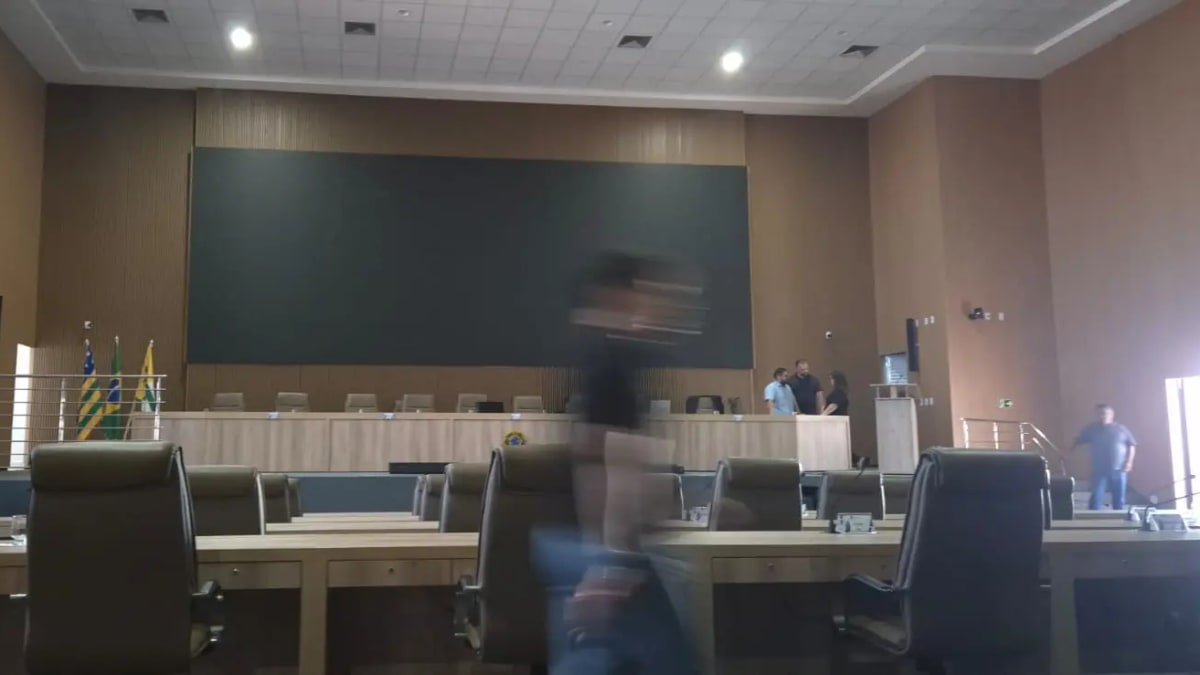 Prestação de contas em Aparecida é suspensa por falha interna de energia