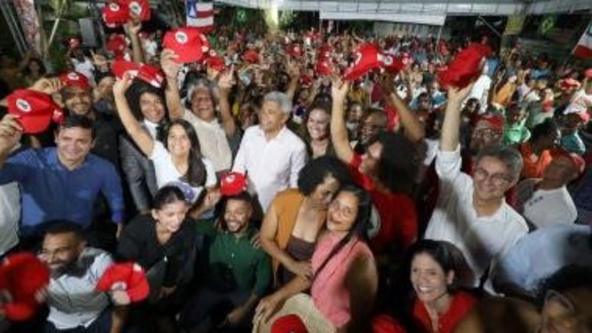 MST acampa no CAB em Salvador durante jornada de lutas do Abril Vermelho