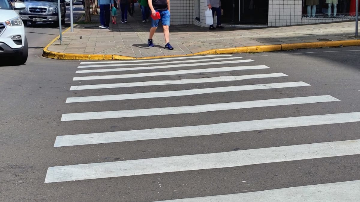 Bento Gonçalves intensifica campanha por segurança no trânsito após 23 acidentes e uma morte