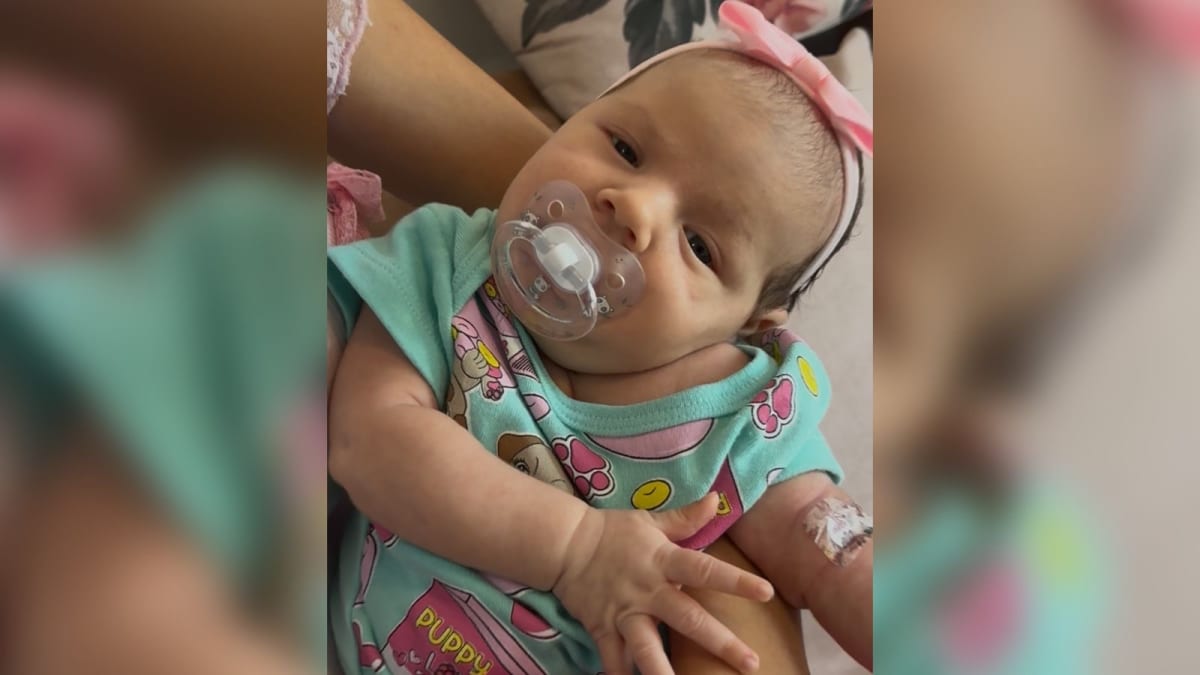 Bebê de 1 mês precisa de cirurgia urgente para não perder a visão em SC