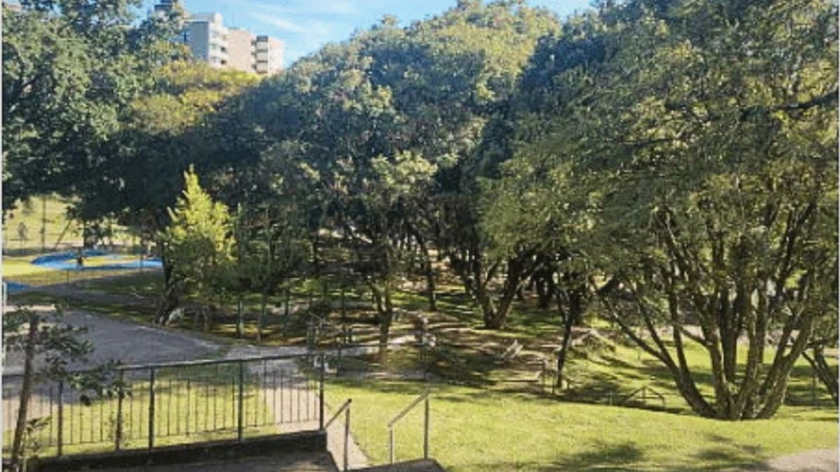 Homem morre após passar mal enquanto praticava exercícios na Praça Centenário em Bento Gonçalves