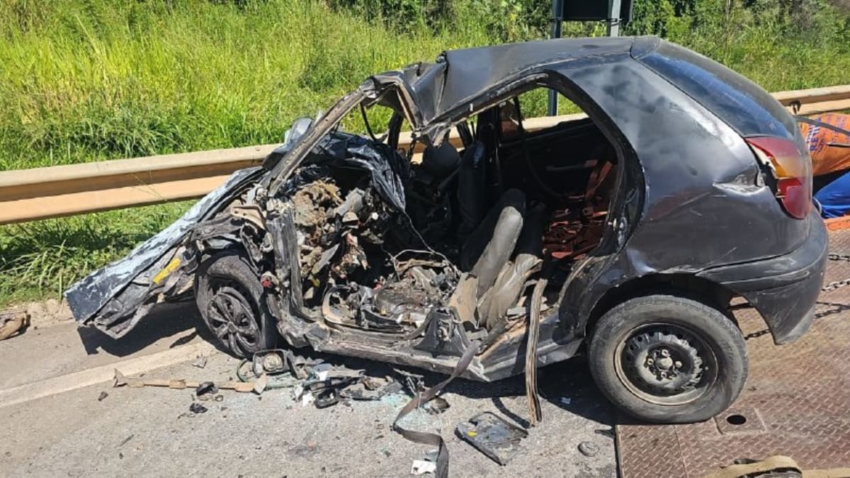 Jovem de 23 anos morre em colisão frontal na MG-050 em Formiga