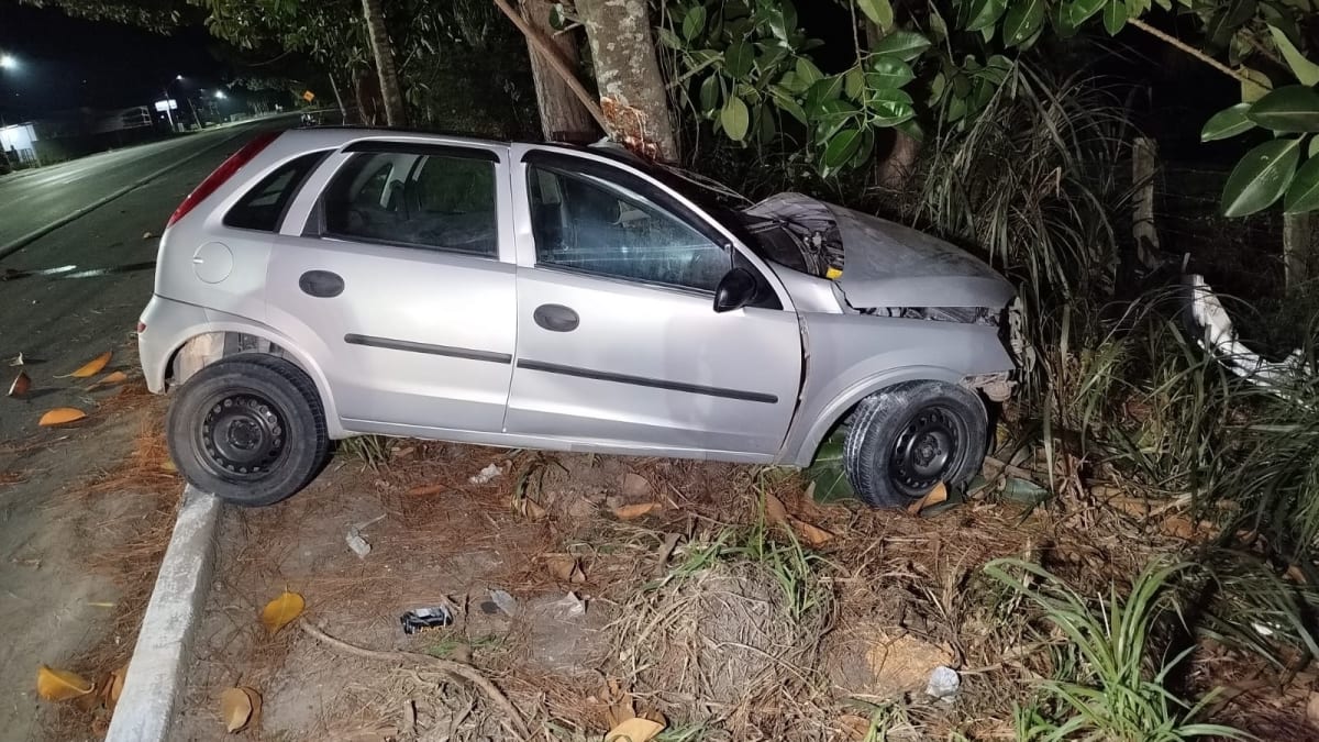 Motorista fica preso às ferragens após acidente na SC-350 em Ituporanga