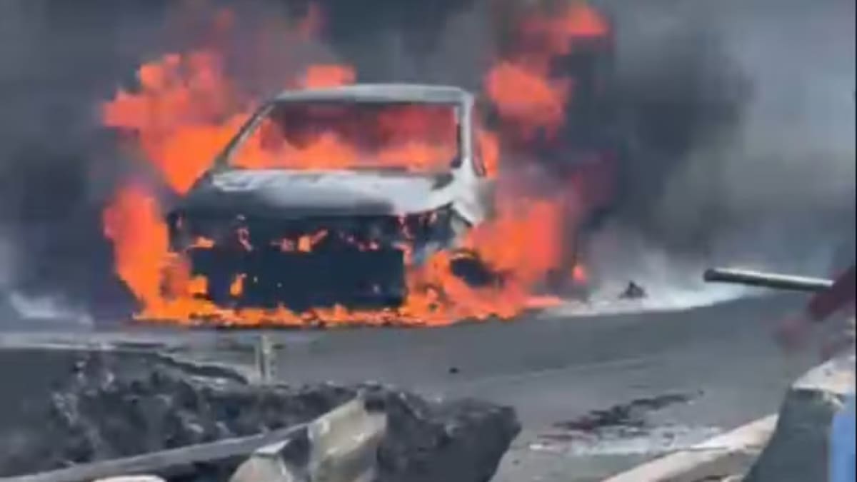 Explosão de carreta com combustível deixa duas mortes e interdita Via Dutra em Barra Mansa