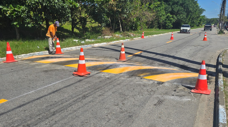 Marginal da Gleba 2 em São Vicente recebe nova etapa de sinalização para melhorar trânsito