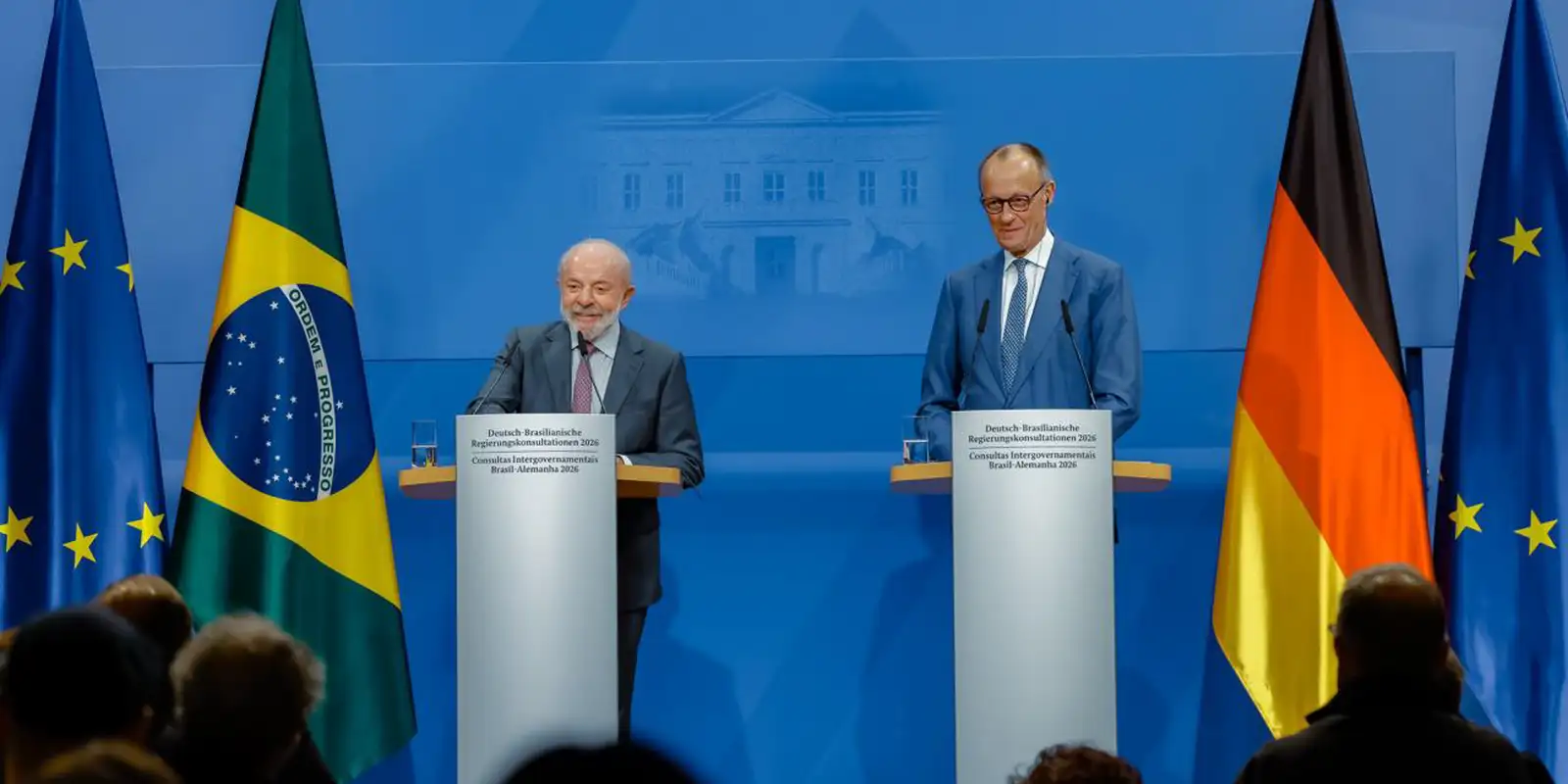 Lula defende biocombustíveis e multilateralismo em coletiva na Alemanha