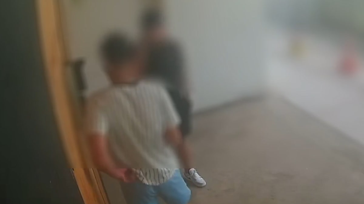 Dois homens invadem apartamento e roubam mais de R$ 160 mil em Vila Velha