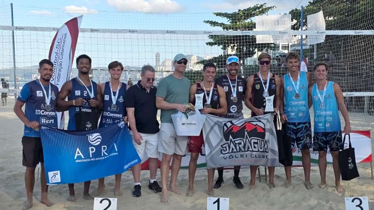 Jaraguá Vôlei Clube inicia Campeonato Catarinense Sub-21 com título e vice-campeonato