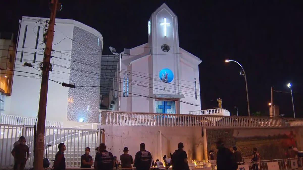 Comlurb prepara esquema especial de limpeza para festividades de São Jorge no Rio