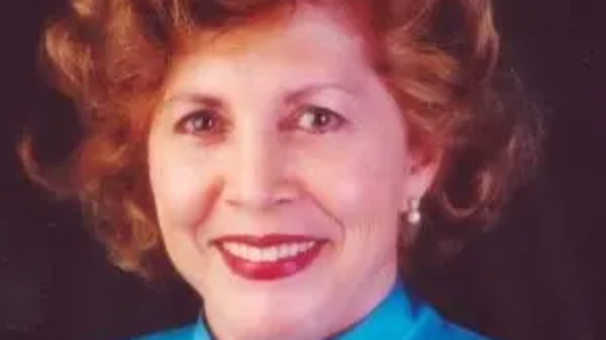 Morre Placidina Lemes Siqueira, professora e acadêmica de Paraúna