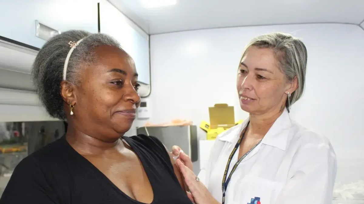 Lages amplia vacinação contra a gripe com horários estendidos e ações itinerantes