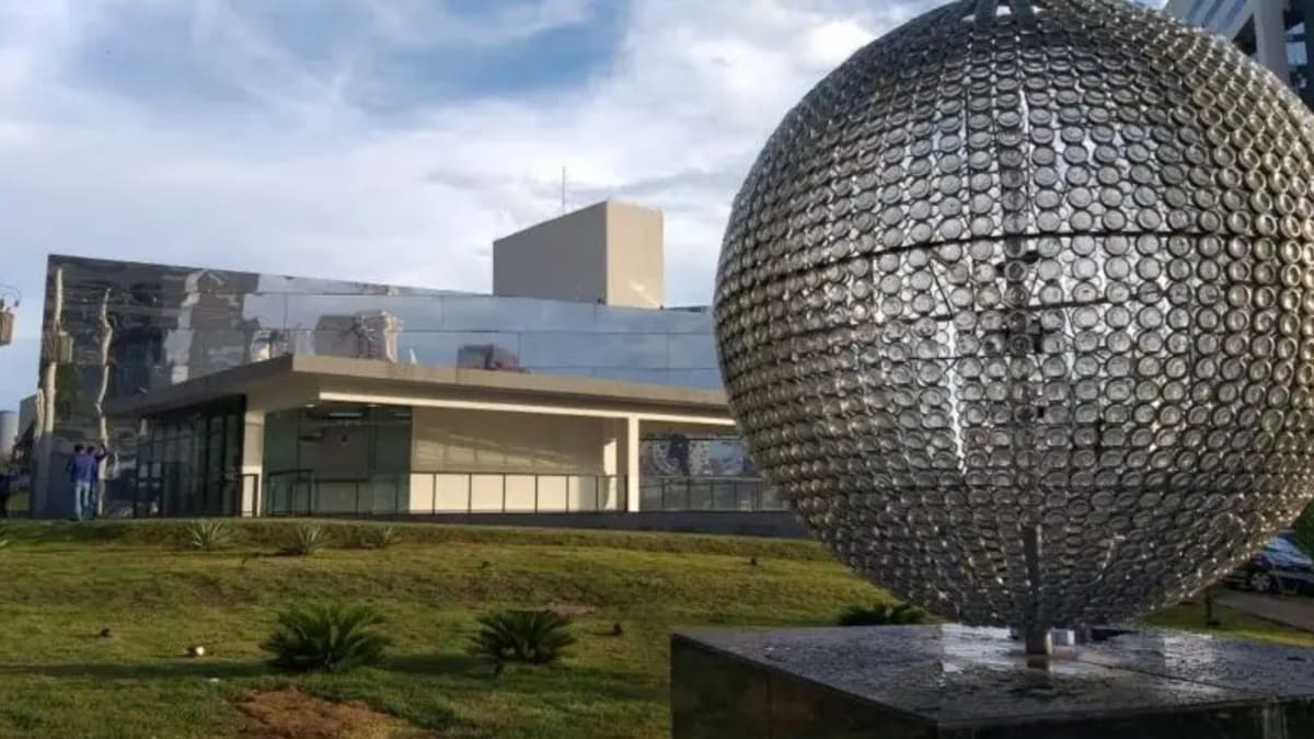 Memorial Iris Rezende é declarado patrimônio cultural de Goiânia