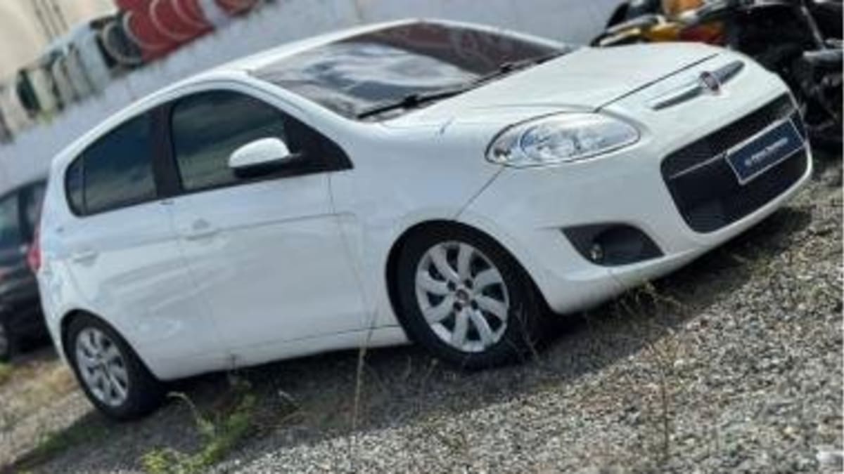 Detran-BA realiza leilões online com 354 lotes de veículos e sucatas