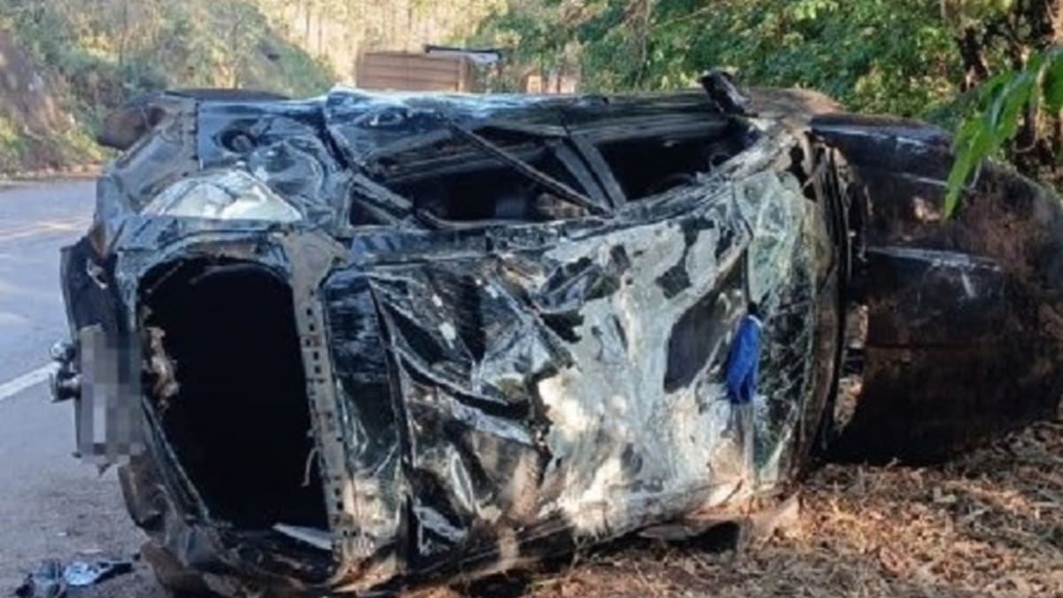 Três ficam feridos após capotamento na BR-356 em Itabirito