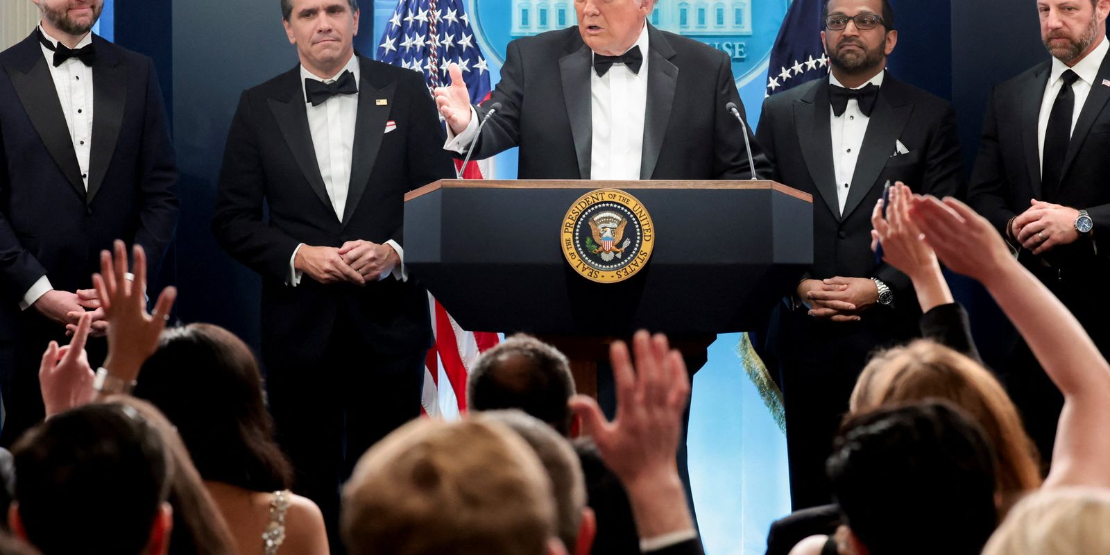 Disparos durante jantar com presidente Trump em Washington