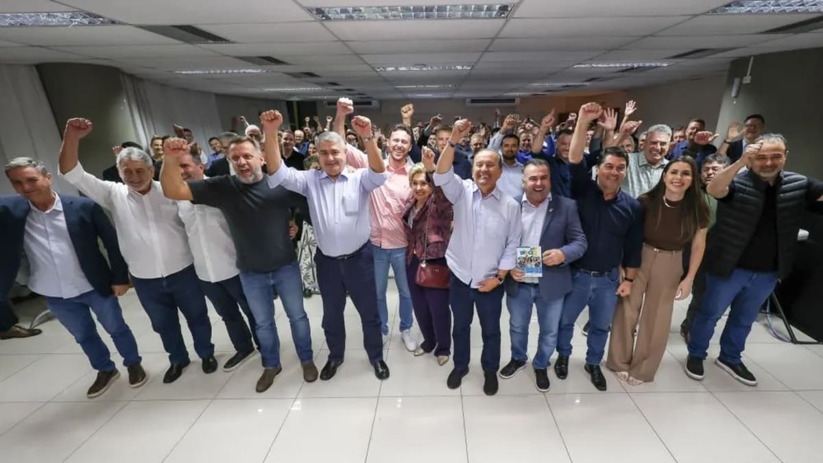 Governador Jorginho Mello se reúne com prefeitos do MDB em Florianópolis