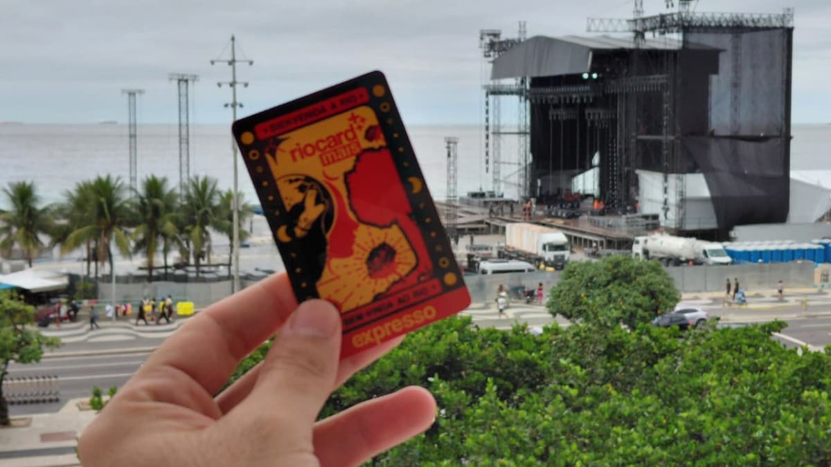 Cartão Riocard Mais ganha edição temática de Shakira para show em Copacabana
