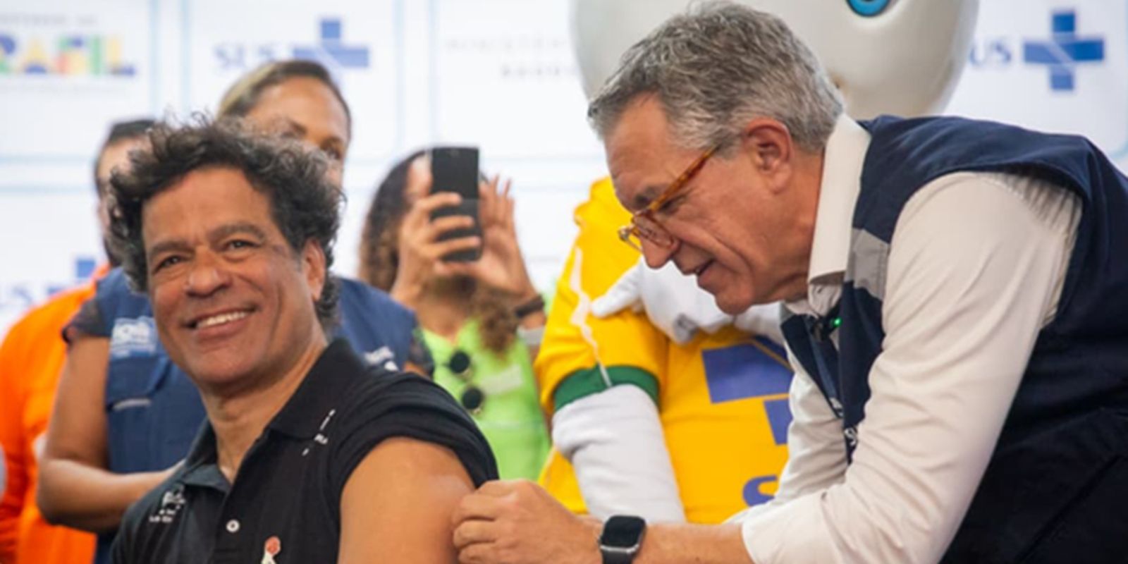 Campanha reforça vacinação contra sarampo para viajantes da Copa