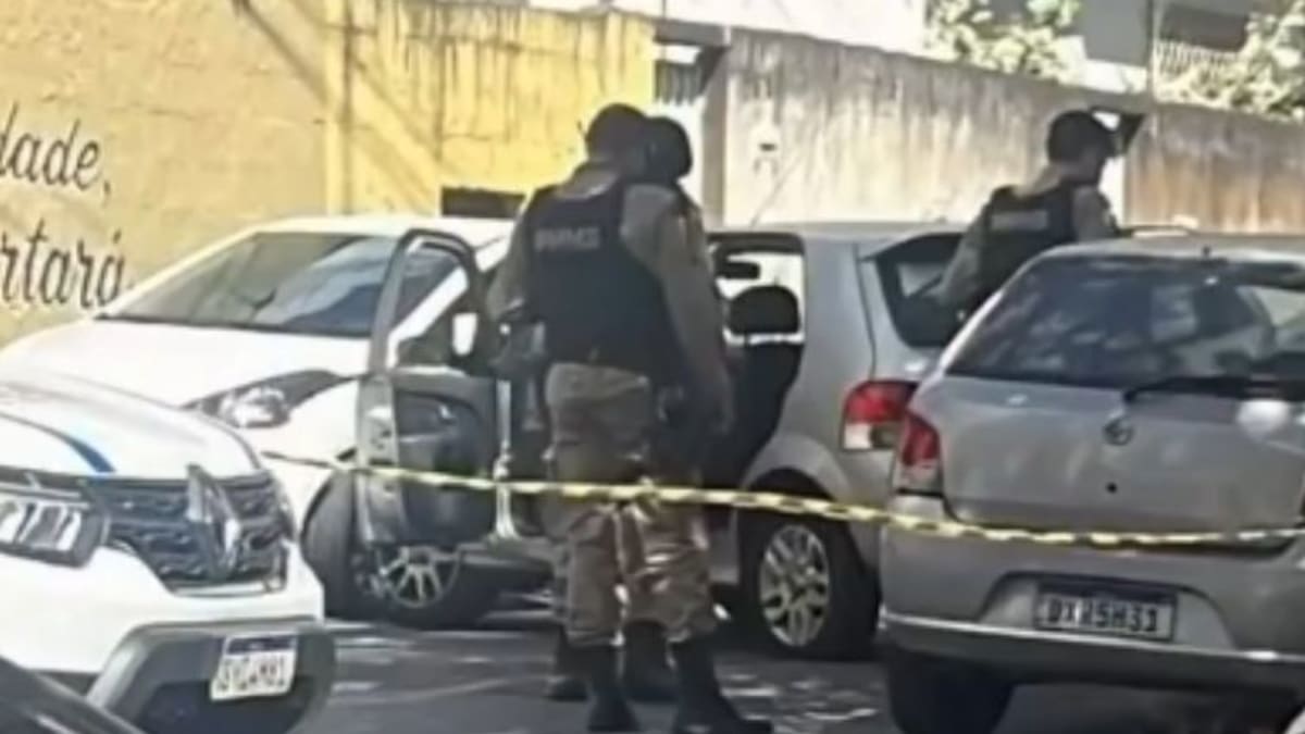 Perseguição policial termina em acidente e troca de tiros no Barreiro, BH