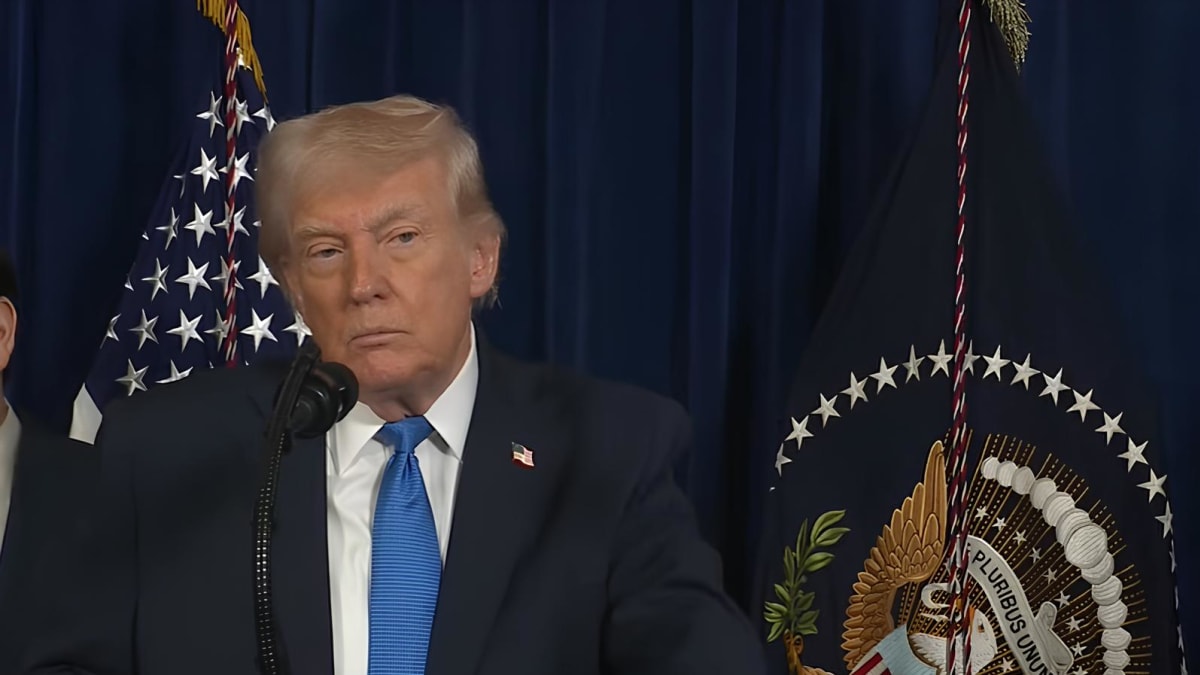 Trump anuncia tarifa de 25% sobre automóveis e caminhões importados da União Europeia