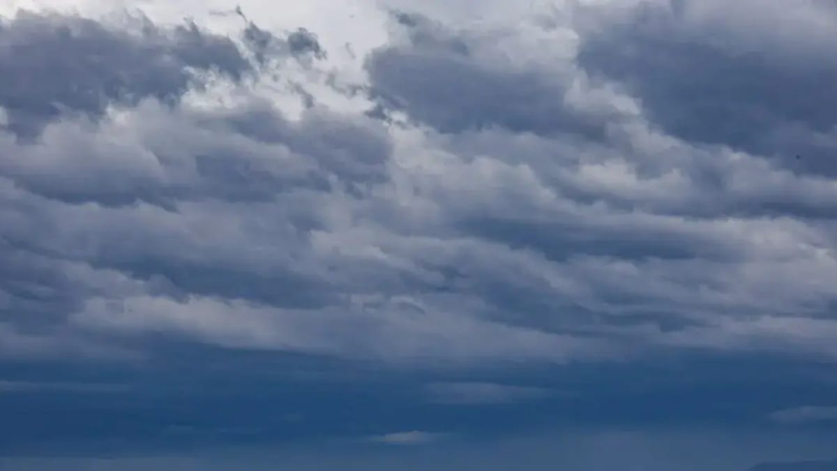 Frente fria provoca temporais e vento forte em Santa Catarina neste sábado
