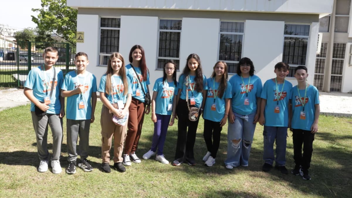 Estudantes de Criciúma embarcam para Olimpíada Internacional de Matemática na França