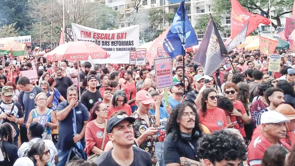 Manifestação em São Paulo pede fim da escala 6x1 e combate ao feminicídio
