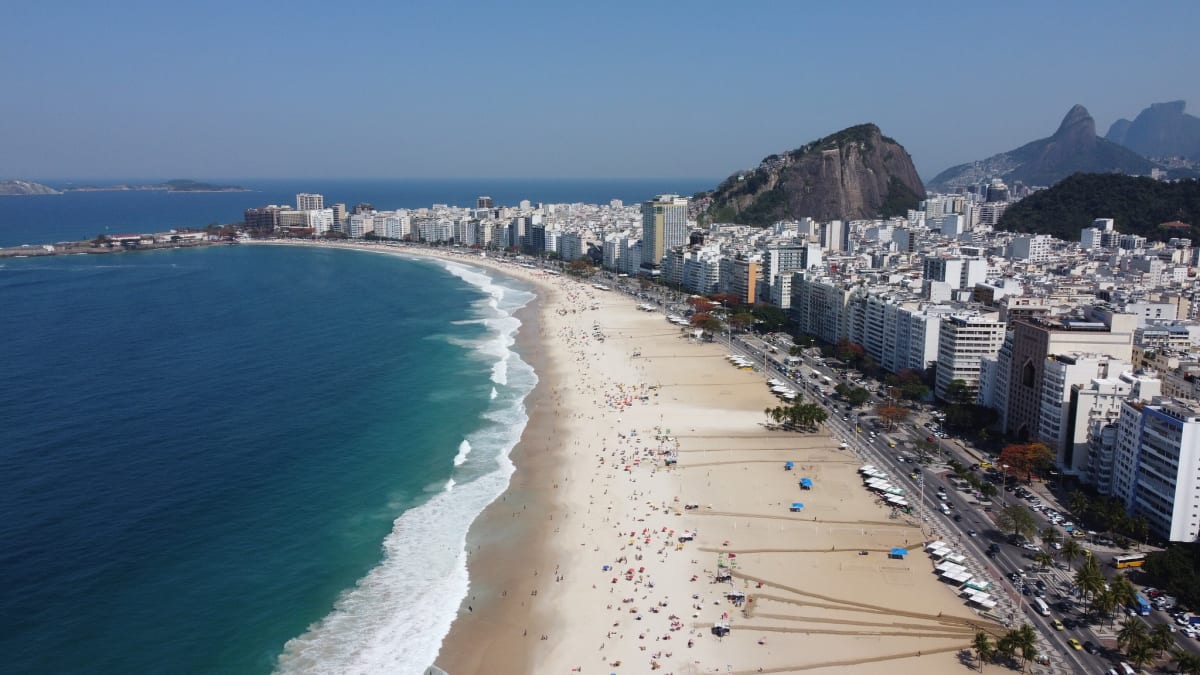 Rio de Janeiro se prepara para show de Shakira em Copacabana com tempo estável