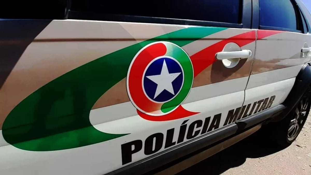 Filha reage para salvar mãe durante ataque e acaba ferida em Brusque
