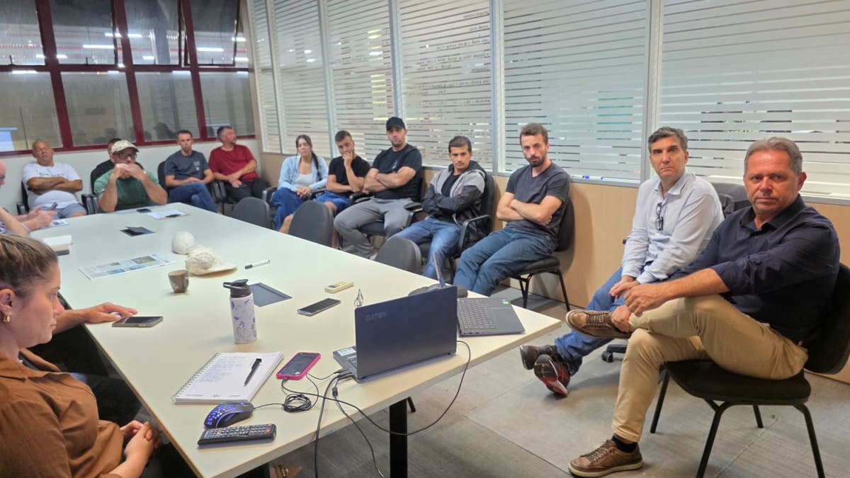 Governo de Santa Catarina promove reunião com ostreicultores para enfrentar crise na maricultura
