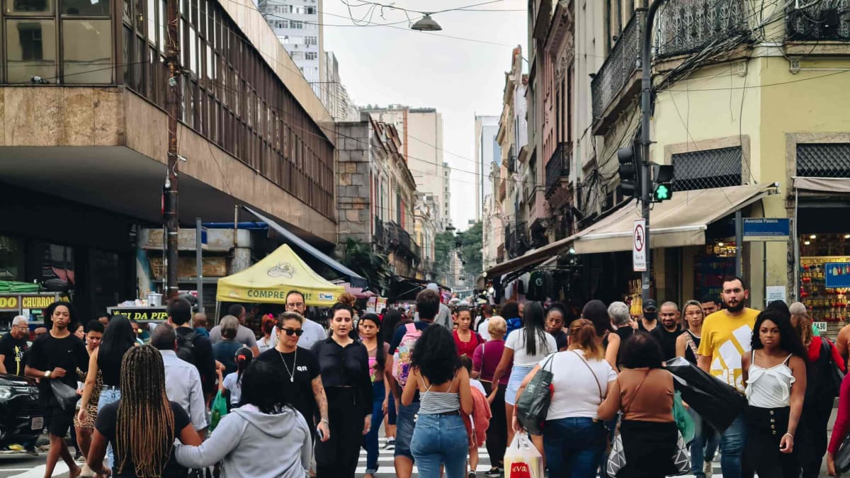 Preços de produtos e serviços ligados ao Dia das Mães apresentam variações variadas no Rio de Janeiro