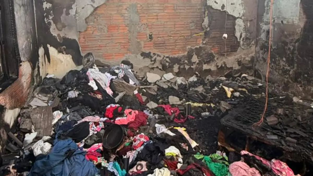 Incêndio destrói kitnet enquanto família dormia em Itapema