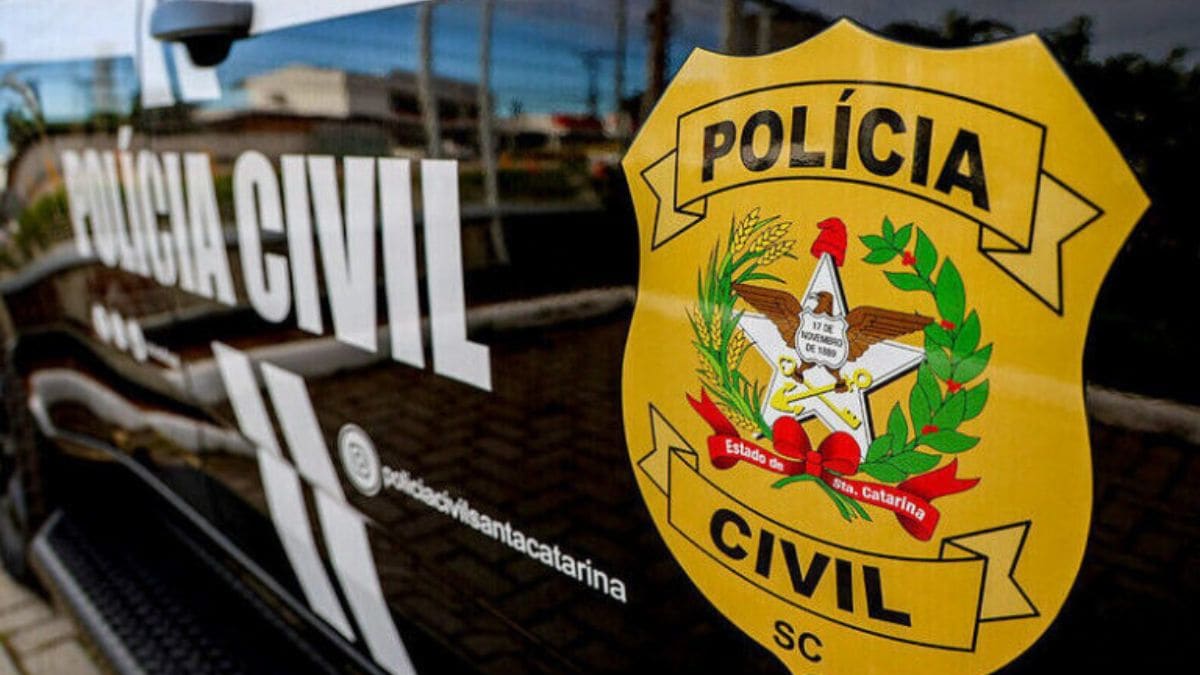 Médico condenado por crimes sexuais contra pacientes é preso em SC após um ano foragido