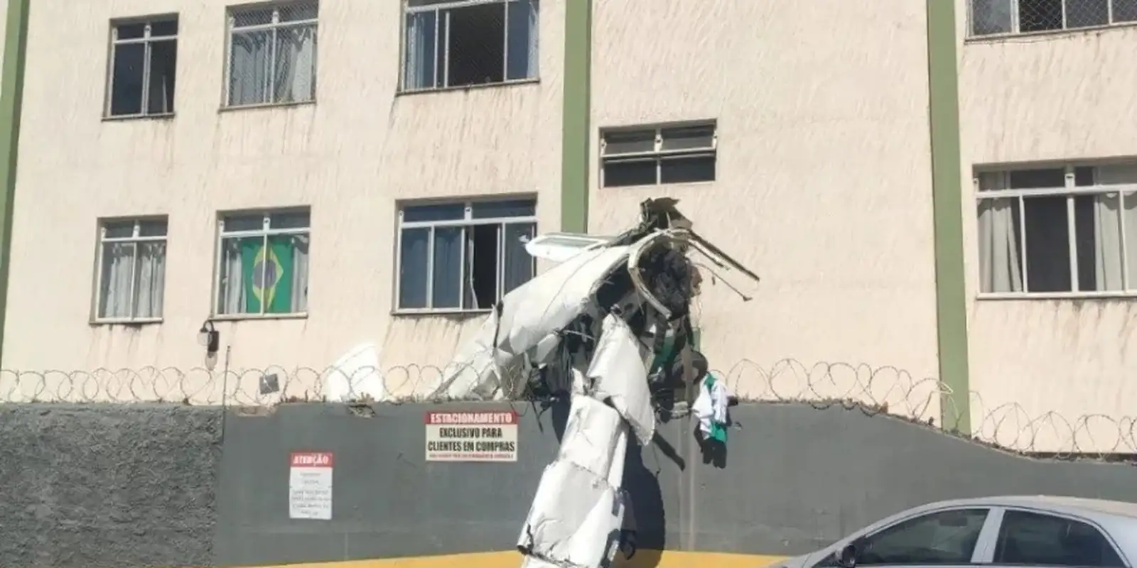 Acidente de avião deixa duas mortes em Belo Horizonte