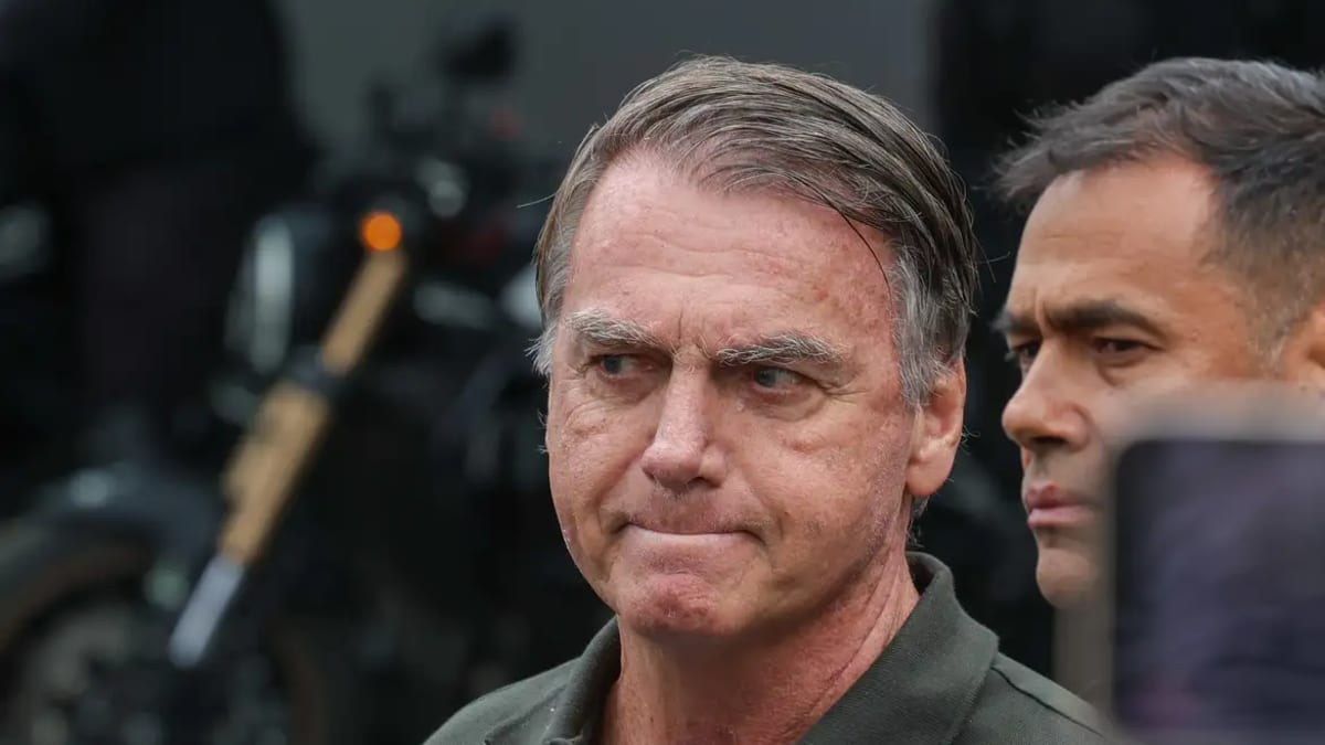 Ex-presidente Jair Bolsonaro recebe alta após cirurgia no ombro em Brasília