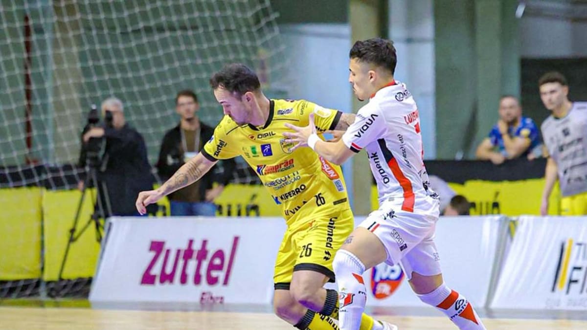 Joinville vence Jaraguá no primeiro clássico das oitavas da Copa do Brasil de Futsal