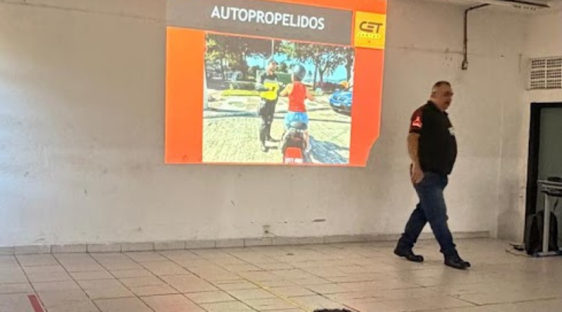 Programa educativo conscientiza jovens de Santos para um trânsito mais seguro