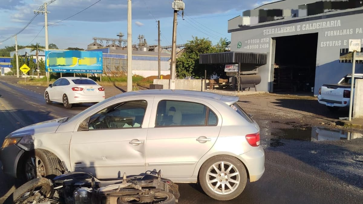 Colisão na SC-108 em Turvo deixa mulher ferida