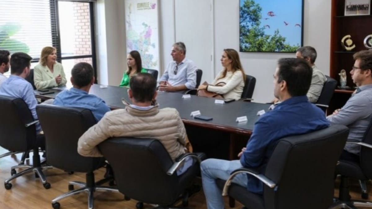 Prefeita de Joinville recebe Sindicato da Indústria da Construção Civil para debater avanços do setor
